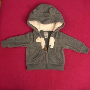 ❤️ Carter’s Polar bear sweatshirt